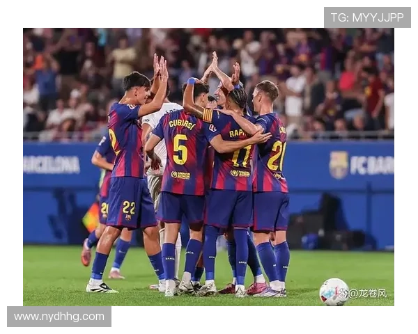 拉菲尼亚:戴上队长袖标意义重大,我从小就是巴萨球迷 拉菲尼亚:戴上队长袖标意义重大,我从小就是巴萨球迷